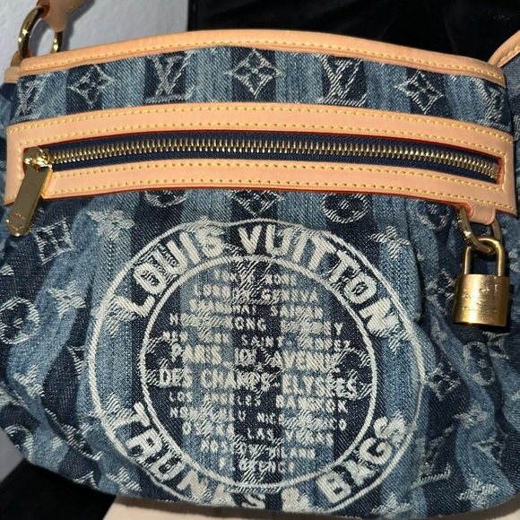 LOUIS VUITTON Limited Edition Blue Denim Monogram Porte Epaule Raye MM Bag - Picture 2 of 16